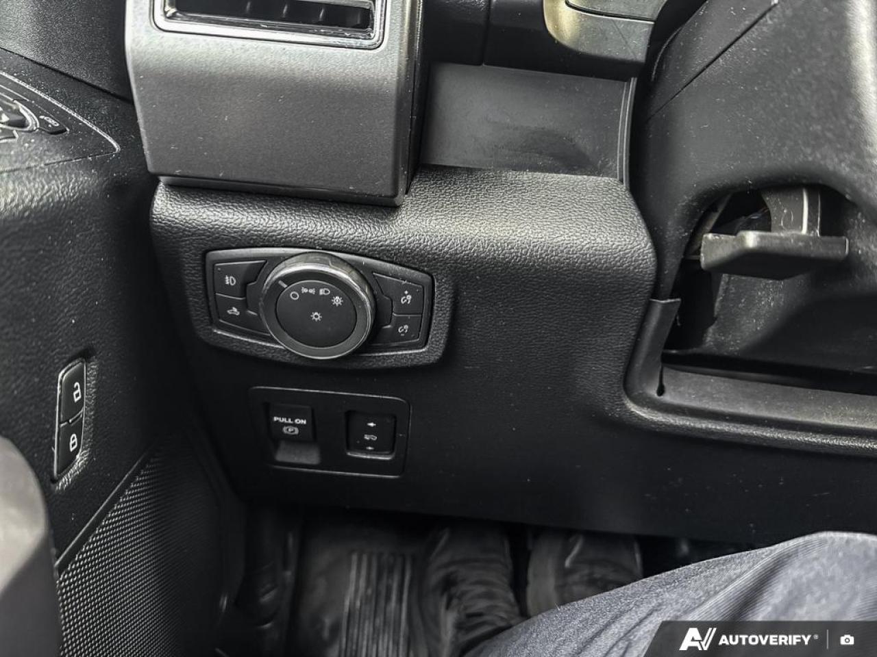 2019 Ford F-150 SPORT / 4WD  / 6.5" BOX / EXT CAB / ONLY 92111 KM - Photo #13