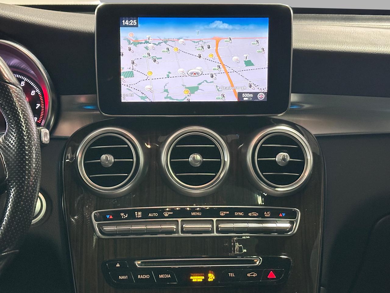2017 Mercedes-Benz GLC-Class GLC 300 | NO ACCIDENTS | LEATHER | SUNROOF | AWD Photo