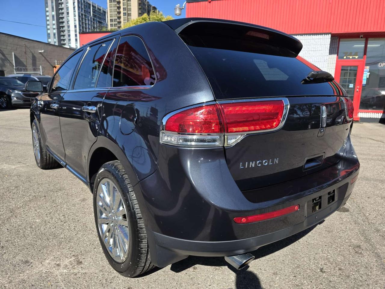 2013 Lincoln MKX AWD Photo3