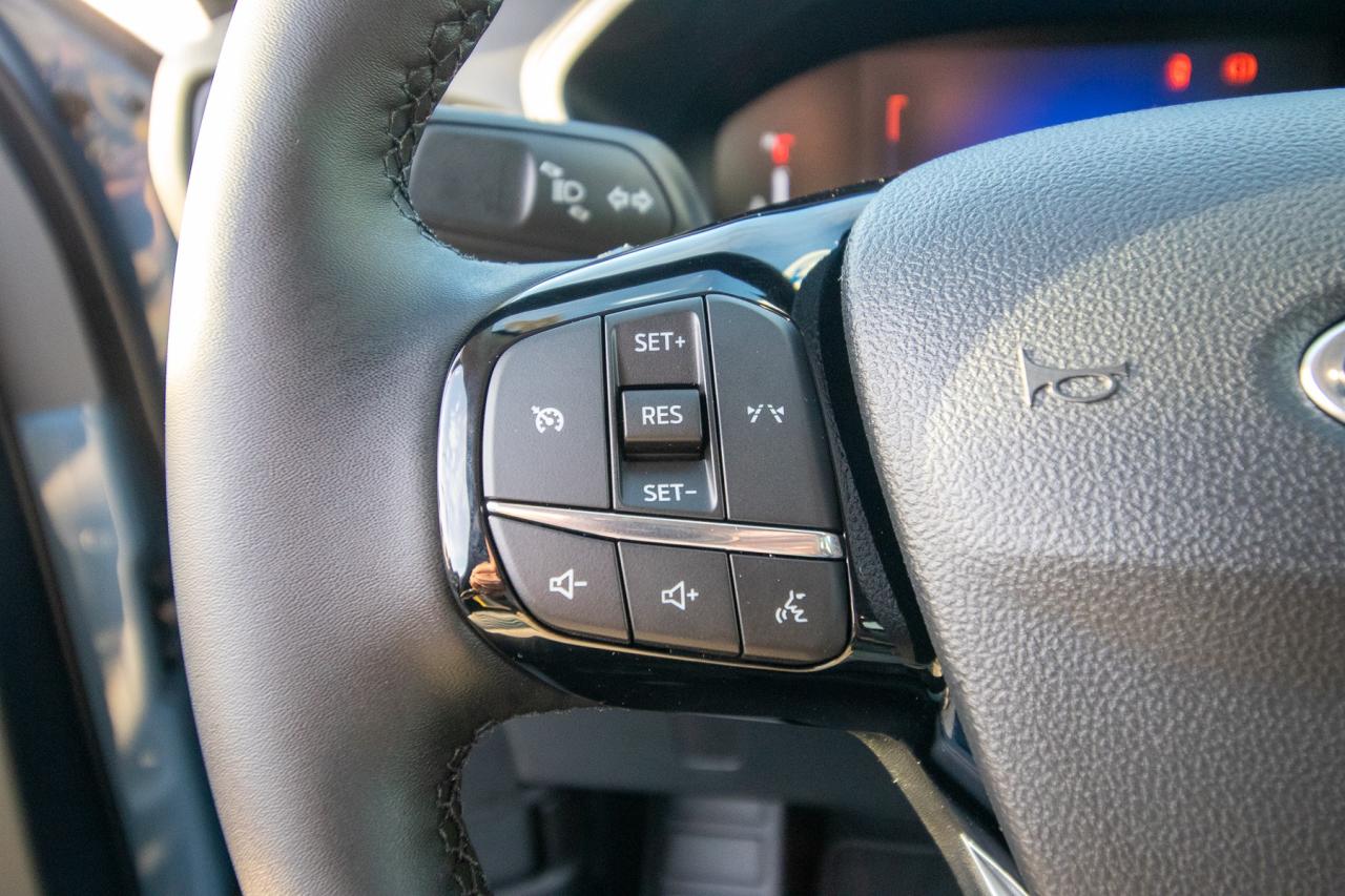 2026 Ford Escape Active AWD Photo5