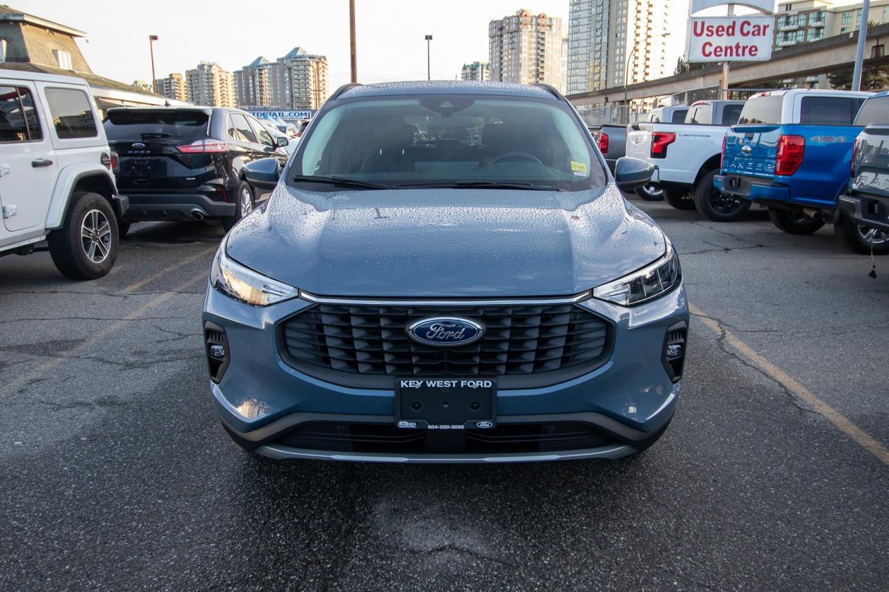 2026 Ford Escape PHEV FWD Hybrid Photo2