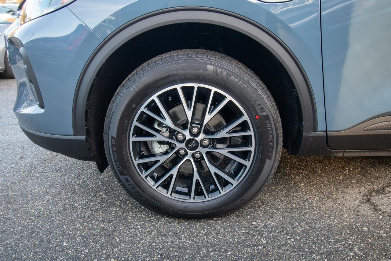 2026 Ford Escape PHEV FWD Hybrid Photo5