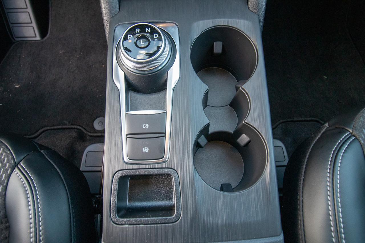 2026 Ford Escape PHEV FWD Hybrid Photo5