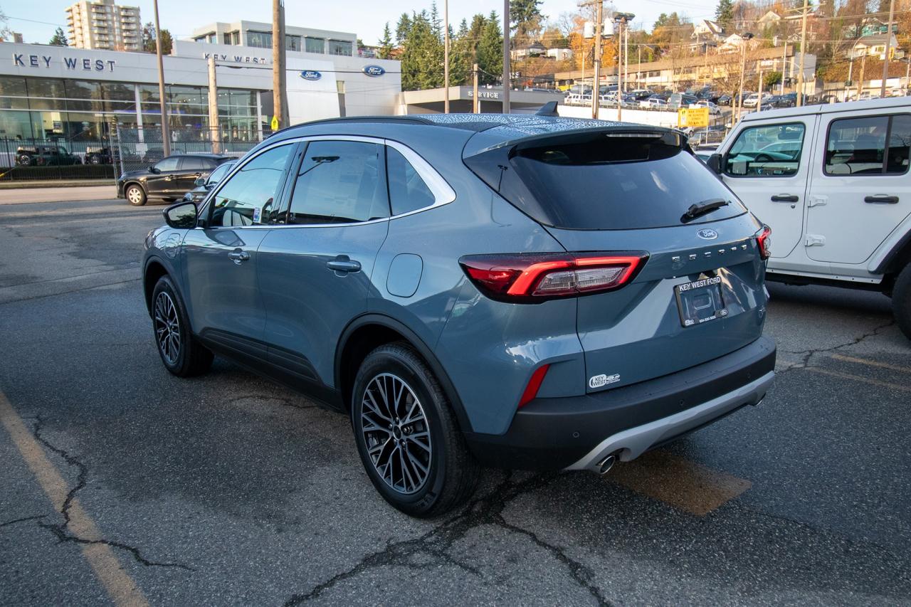 2026 Ford Escape PHEV FWD Hybrid Photo5