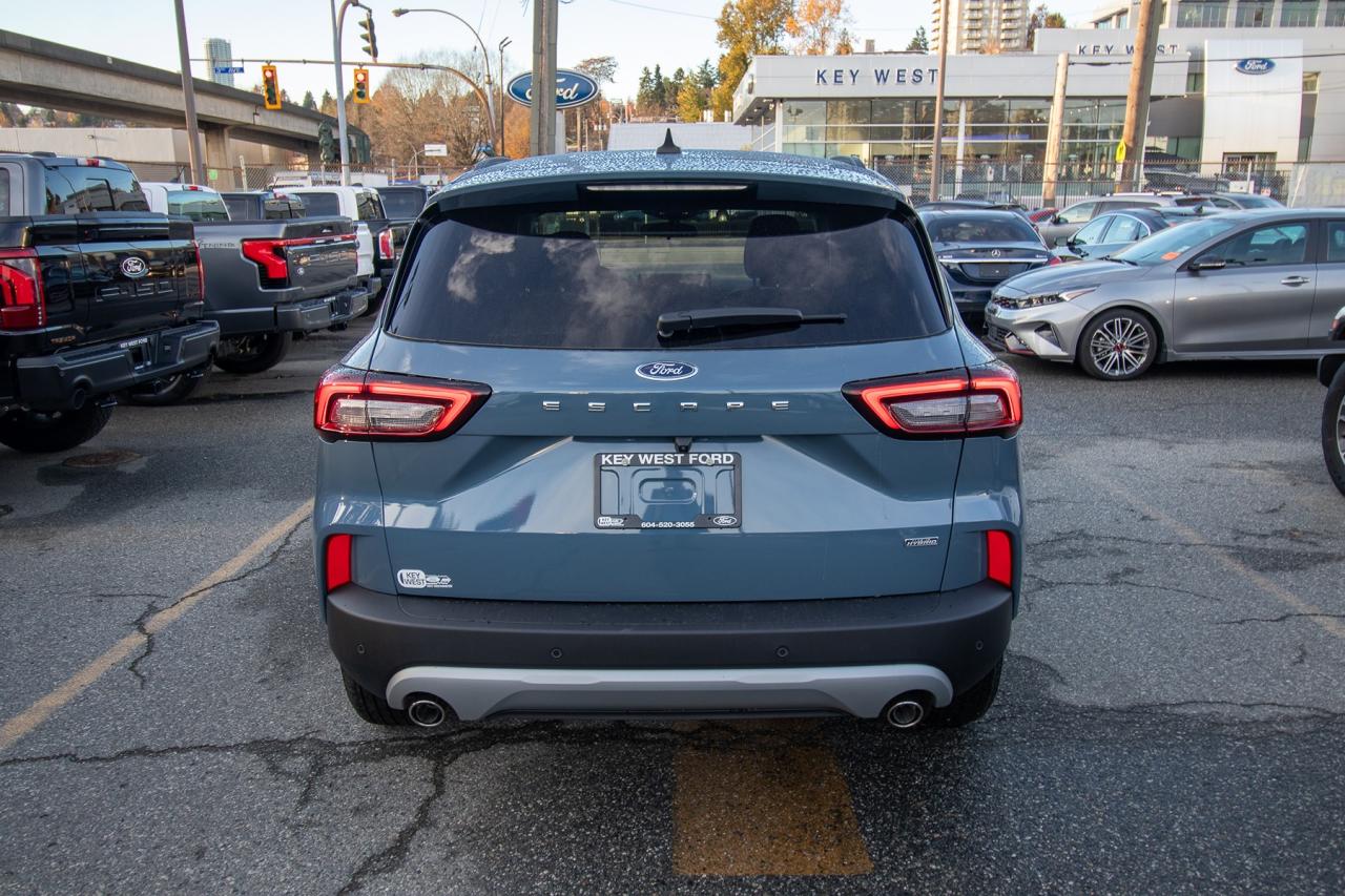 2026 Ford Escape PHEV FWD Hybrid Photo5