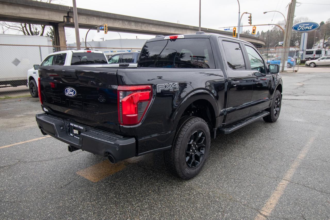 2025 Ford F-150 STX 4WD SuperCrew 5.5' Box Photo4