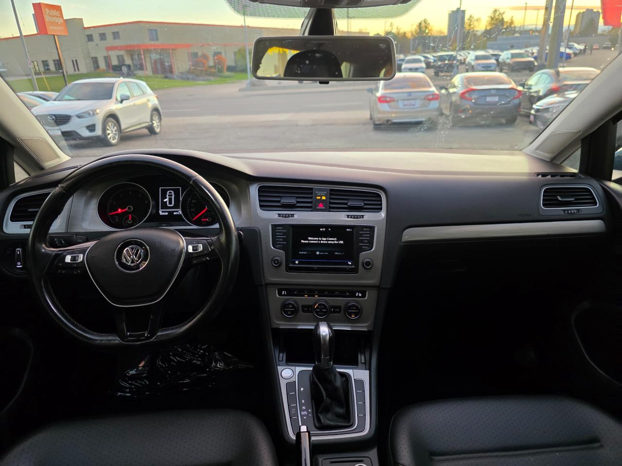 2017 Volkswagen Golf Sportwagen 1.8 TSI Comfortline AWD | Sunroof | Leather | BSM | Backup Camera Photo