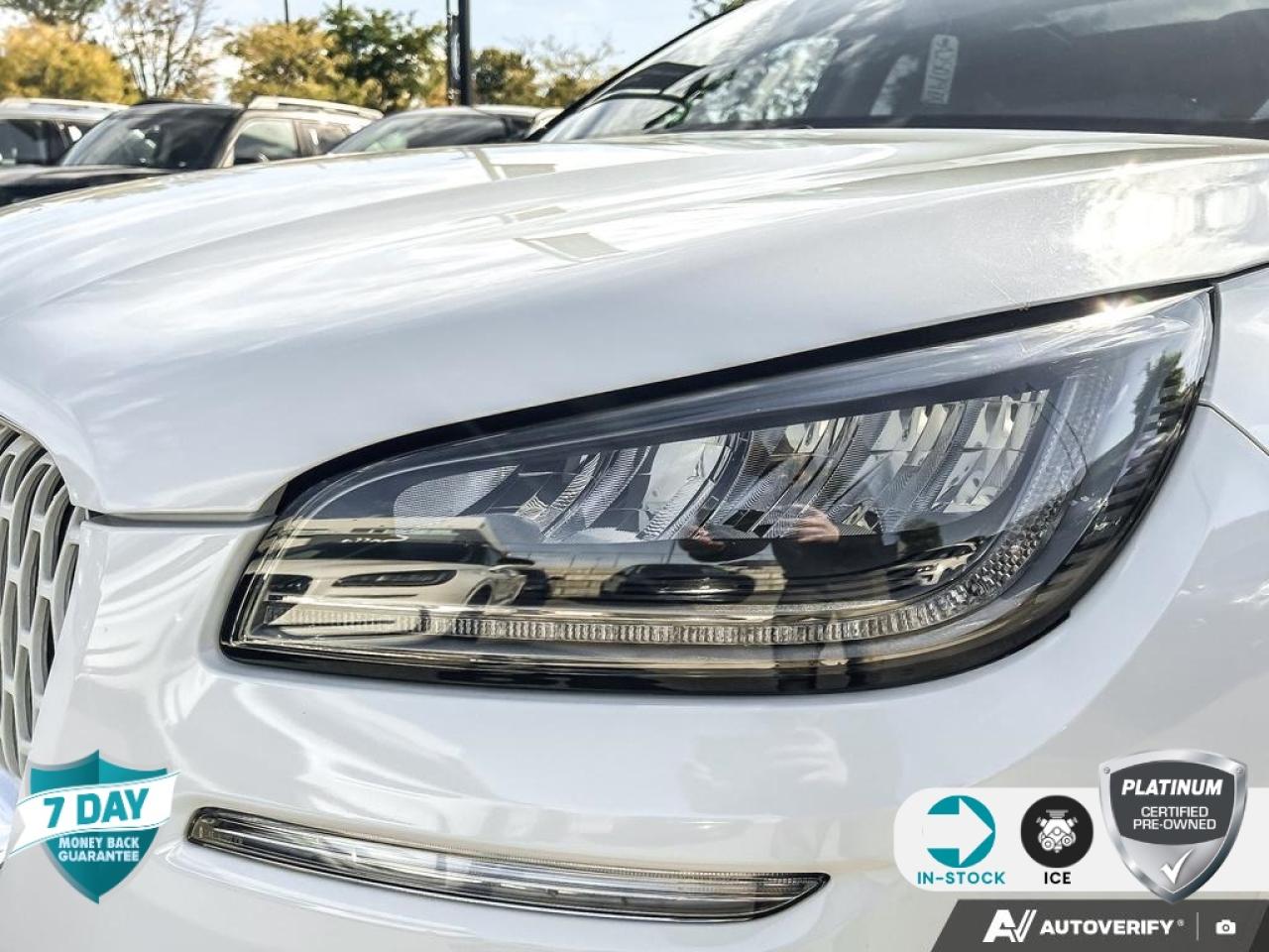 2022 Lincoln Corsair Reserve AWD LEATHER SUNROOF MONOCHROMATIC PKG! Photo