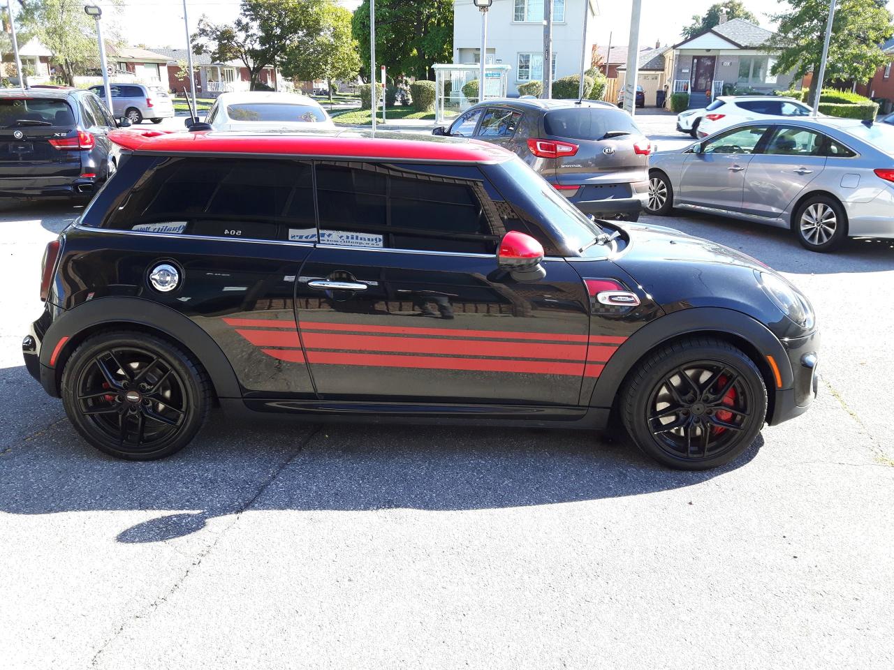 2016 MINI Cooper John Cooper Works Photo4