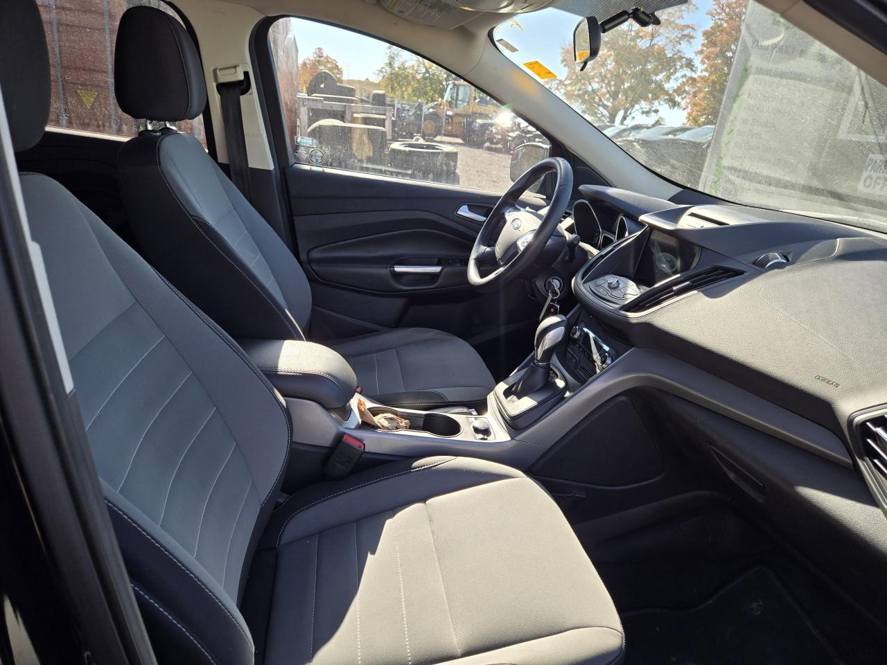 2016 Ford Escape SE - Photo #8