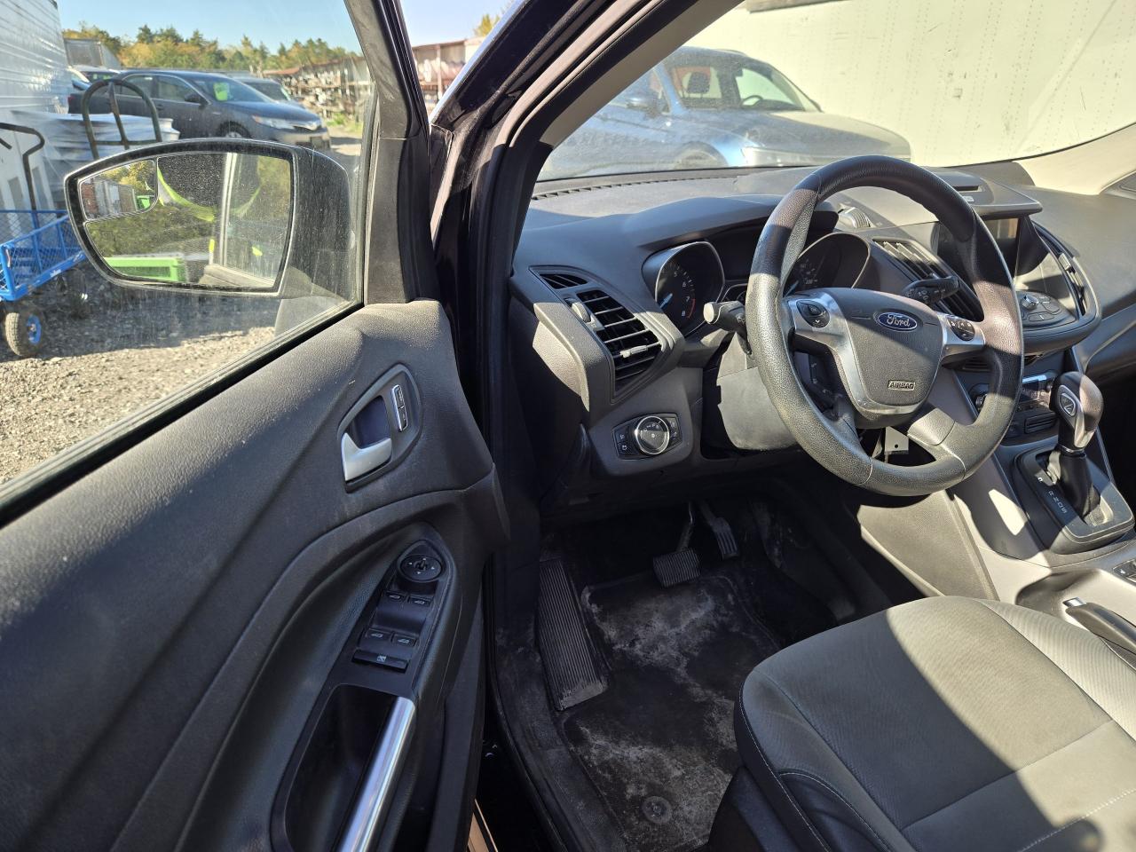 2016 Ford Escape SE - Photo #7