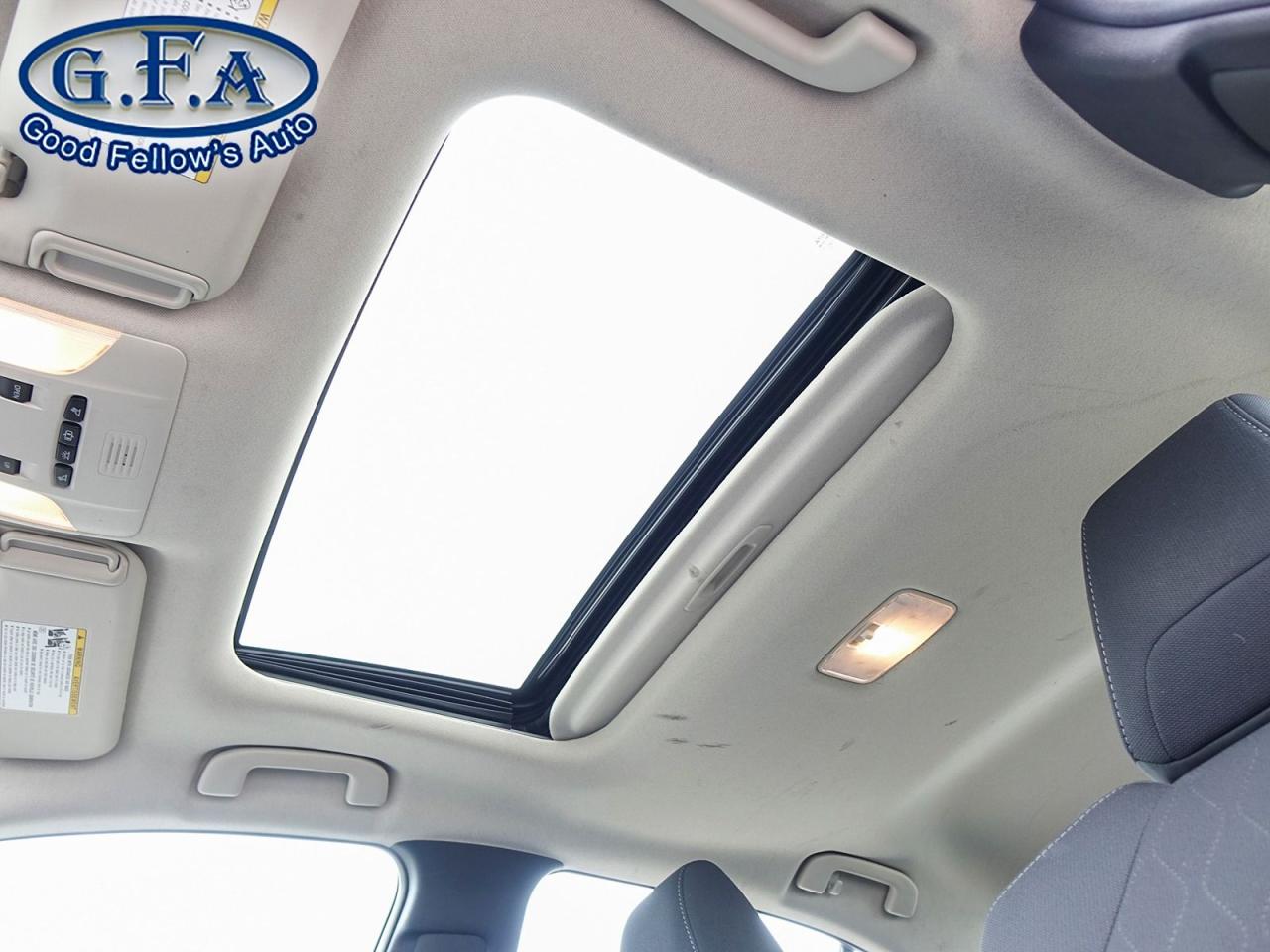 2022 Toyota Corolla LE PLUS MODEL, SUNROOF, REARVIEW CAMERA, HEATED SE Photo