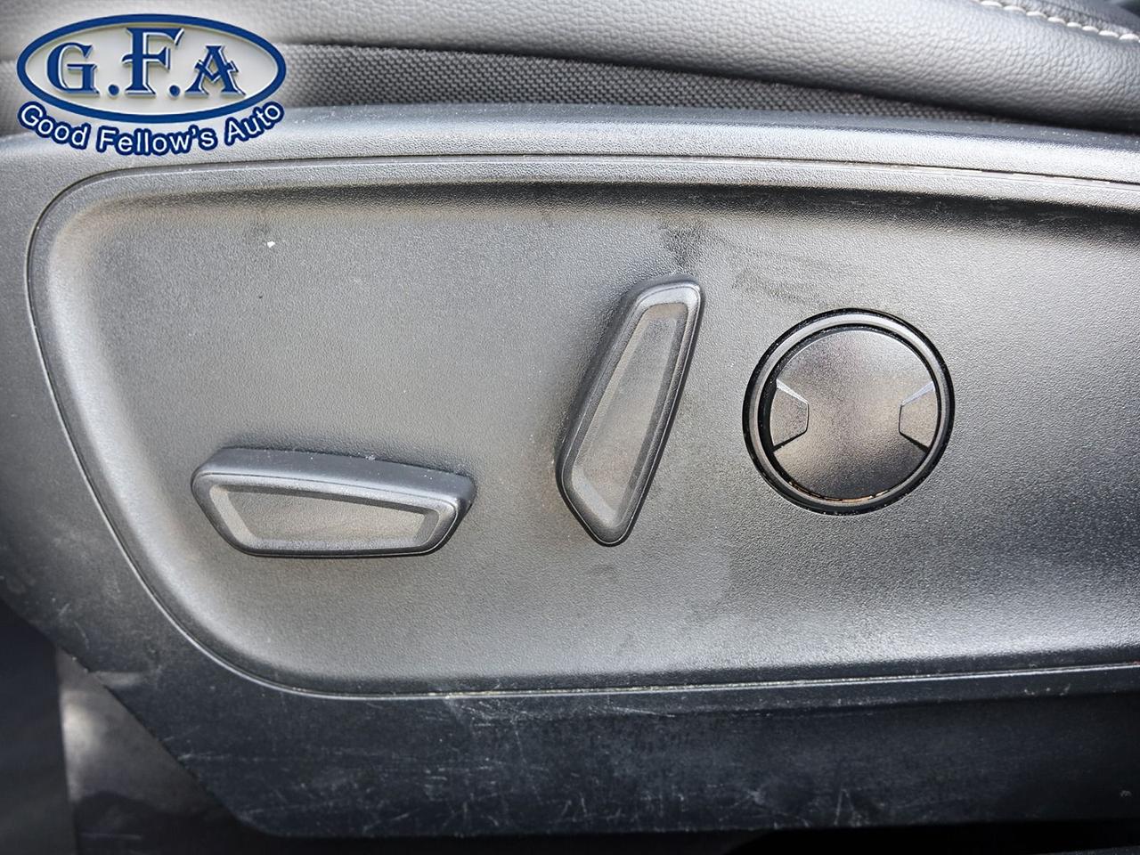 2021 Ford Escape LIMITED MODEL, AWD, LEATHER SEATS, NAVIGATION, REA Photo