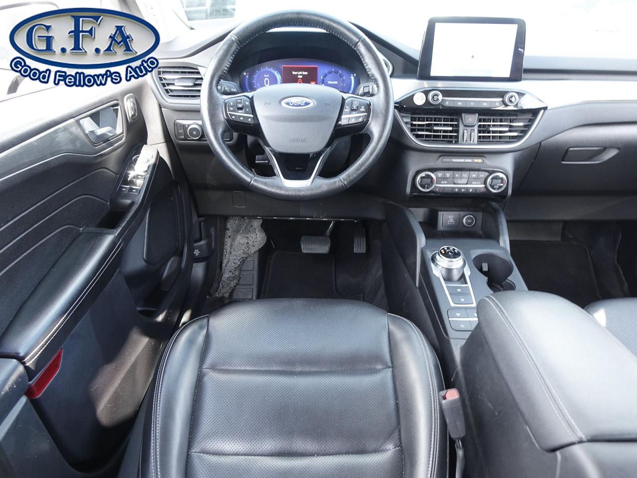 2021 Ford Escape LIMITED MODEL, AWD, LEATHER SEATS, NAVIGATION, REA Photo13