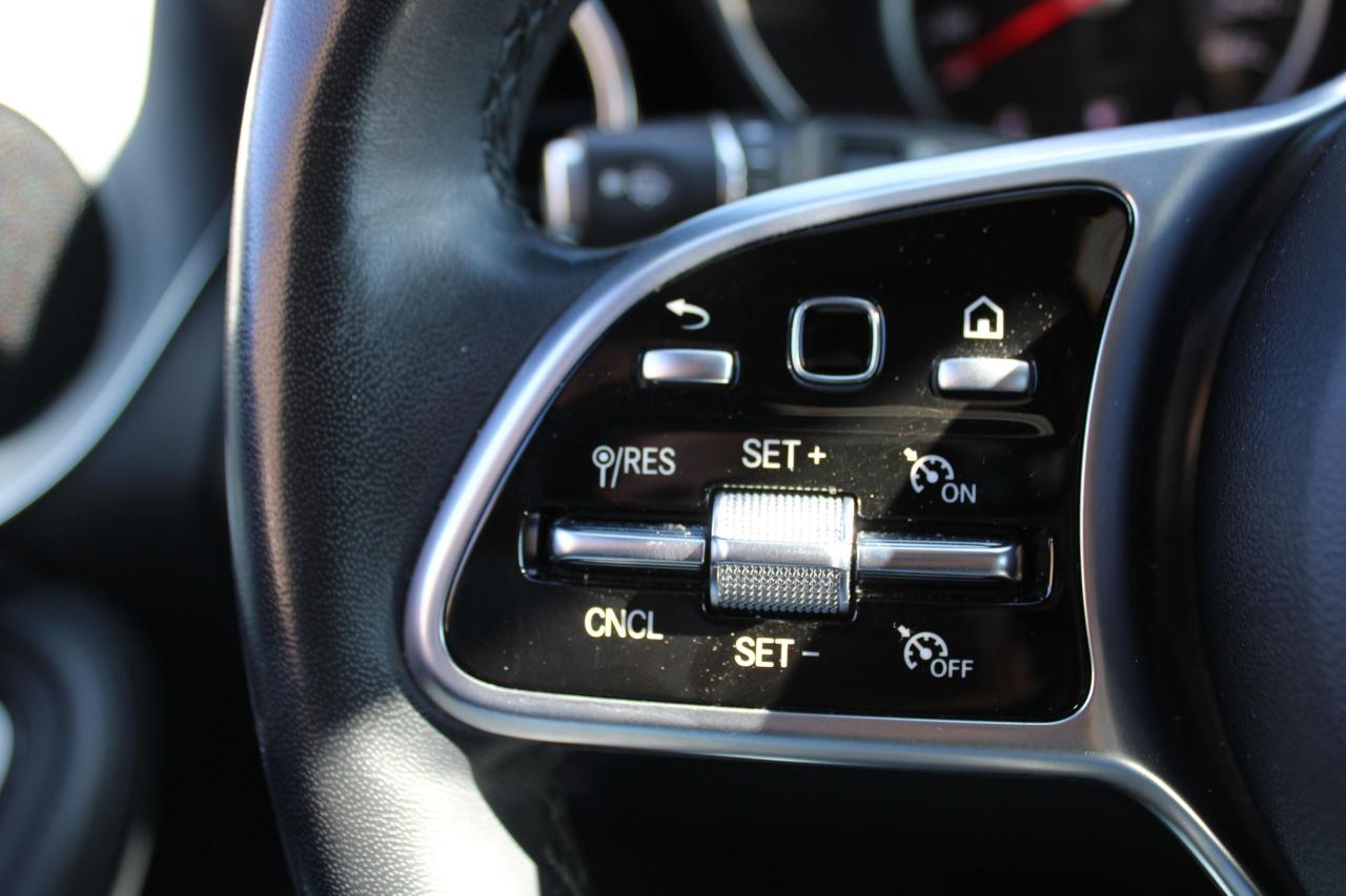 2022 Mercedes-Benz GLC-Class GLC 300 4MATIC SUV - Photo #11