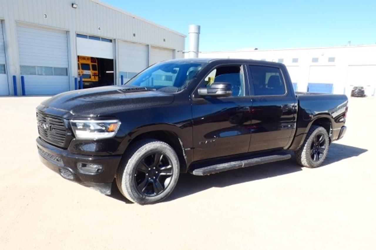 2023 Dodge Ram 1500 Sport GT etorque HEMI w/H&C L, NAV, BUC - Photo #2