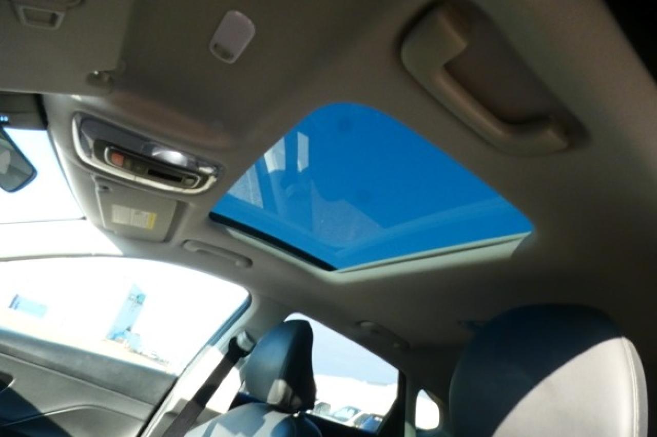 2024 Hyundai KONA Preferred w/Htd Leather, S/R, BUC - Photo #17