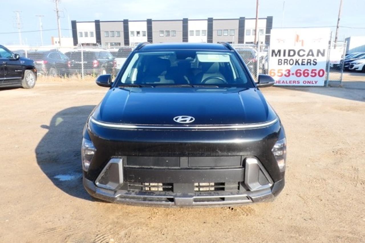 2024 Hyundai KONA Preferred w/Htd Leather, S/R, BUC - Photo #3