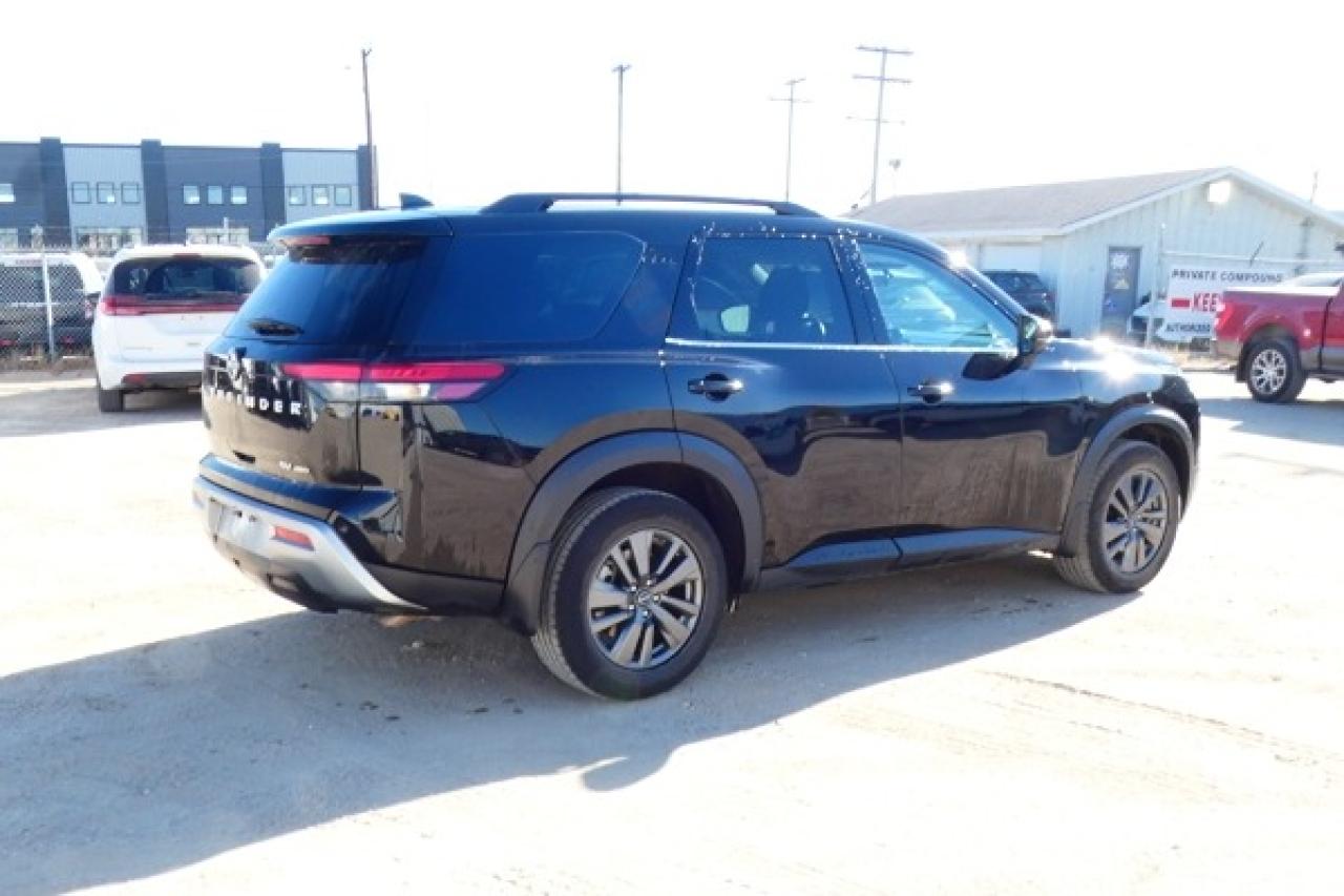 2024 Nissan Pathfinder SV 4WD w/Htd cloth, pano S/R, BUC - Photo #6