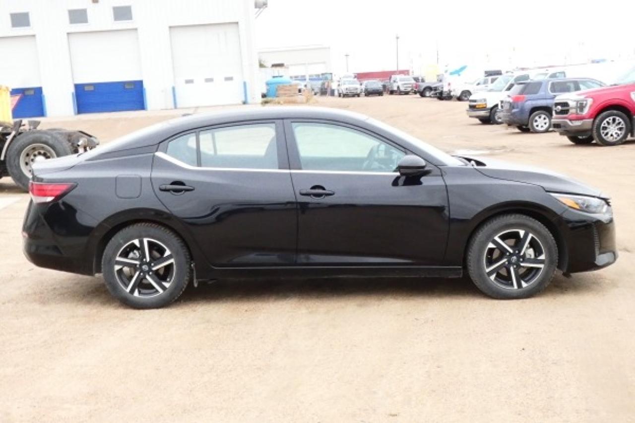 2024 Nissan Sentra SV w/Htd cloth, BUC - Photo #5