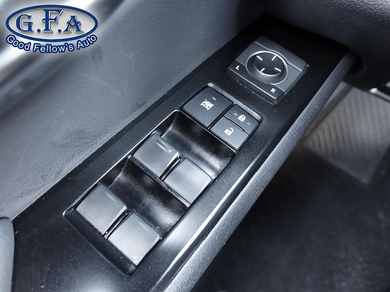 2022 Lexus UX HYBRID, AWD, LEATHER SEATS, SUNROOF, REARVIEW CAME Photo22