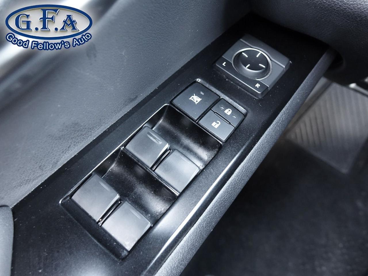 2022 Lexus UX HYBRID, AWD, LEATHER SEATS, SUNROOF, REARVIEW CAME - Photo #22