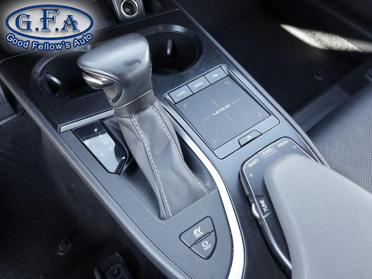 2022 Lexus UX HYBRID, AWD, LEATHER SEATS, SUNROOF, REARVIEW CAME - Photo #16