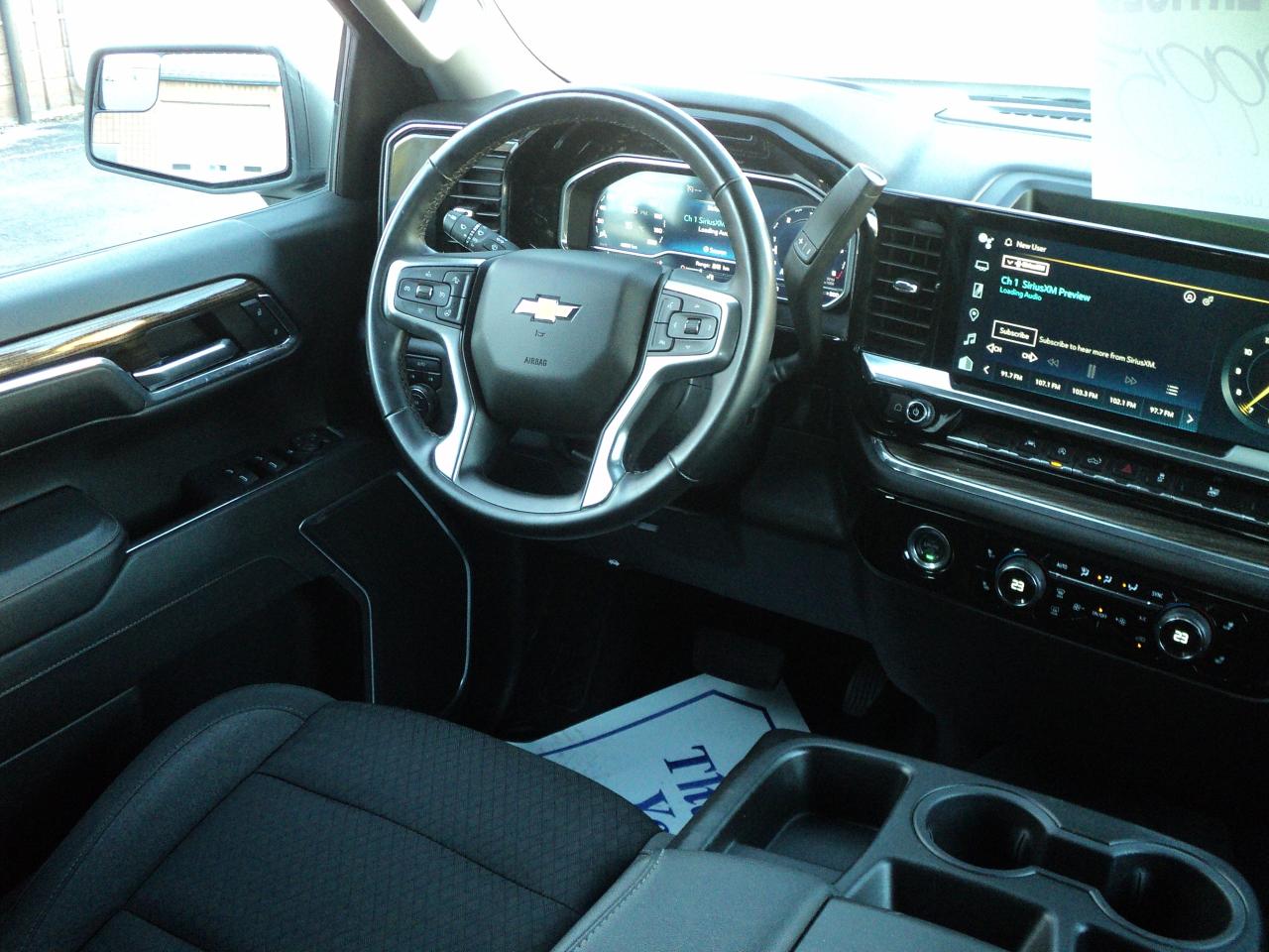2024 Chevrolet Silverado 1500 LT CrewCab 4WD 5.3L8cyl 5'7"Box HeatedSeats - Photo #16