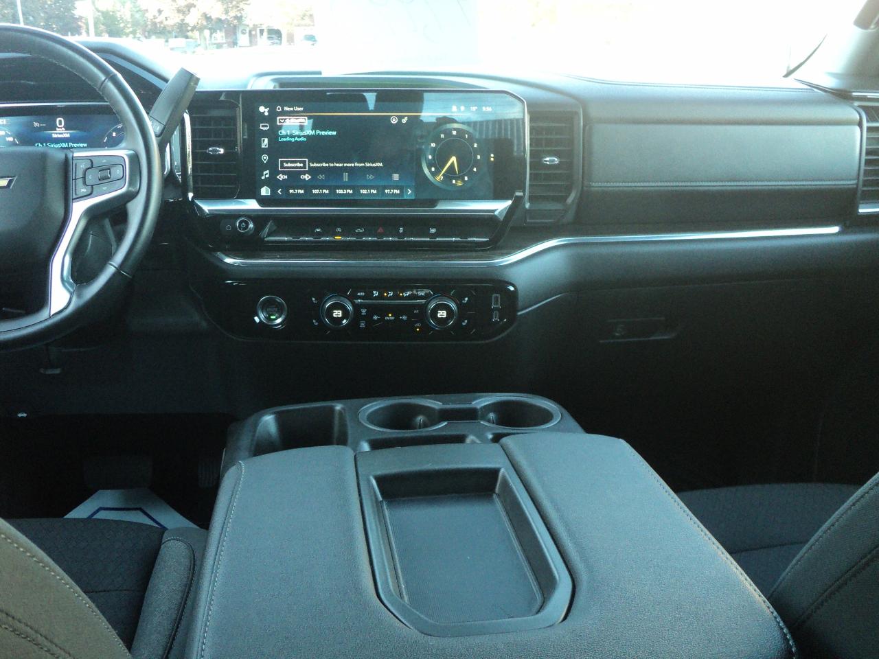 2024 Chevrolet Silverado 1500 LT CrewCab 4WD 5.3L8cyl 5'7"Box HeatedSeats - Photo #17