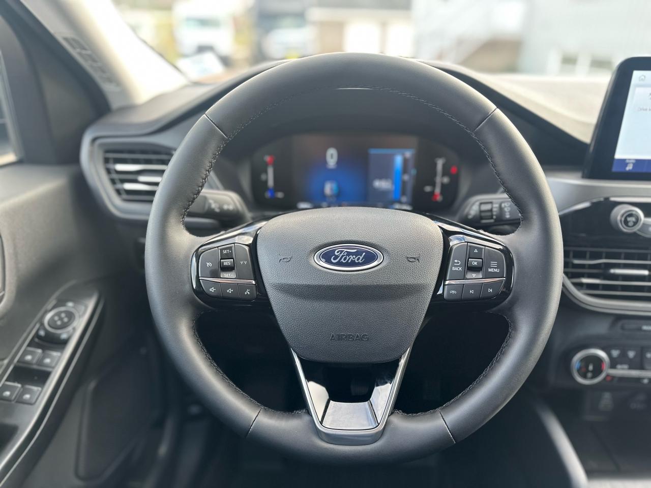 2025 Ford Escape Active AWD Photo5