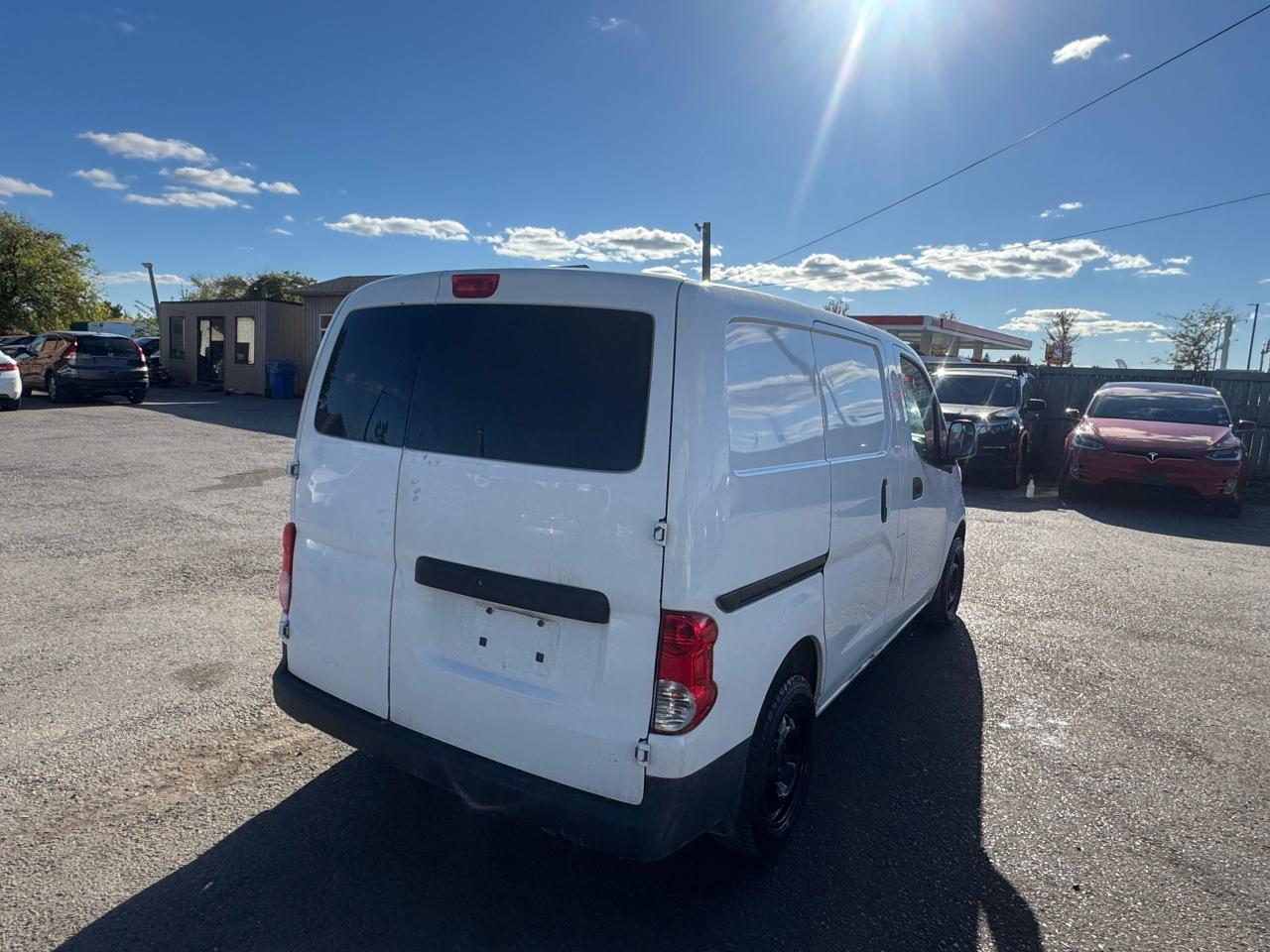 2019 Nissan NV200 SV, CAM, 4 CYL, PARTITIONED, RUNS WELL, AS IS - Photo #5
