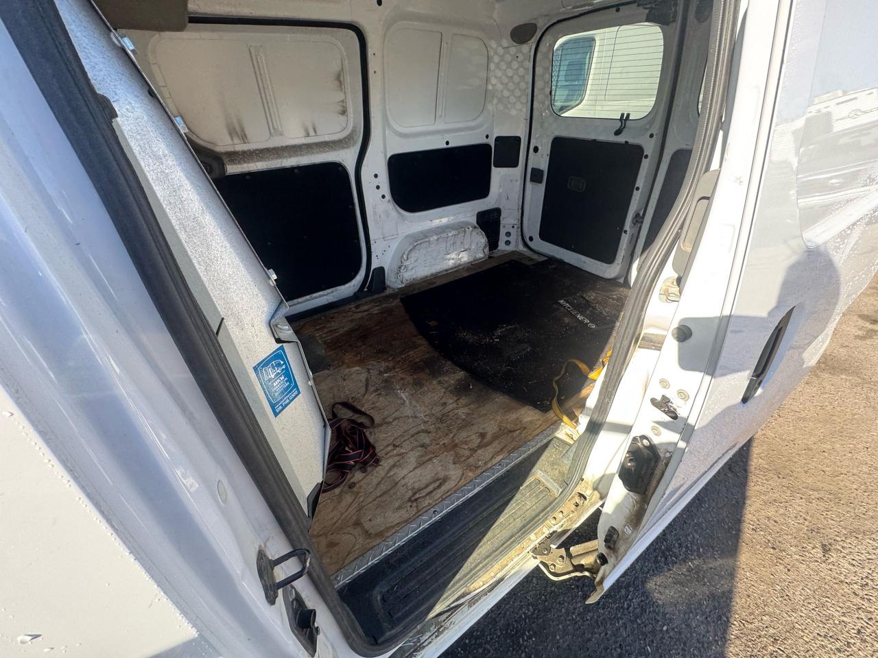 2019 Nissan NV200 SV, CAM, 4 CYL, PARTITIONED, RUNS WELL, AS IS - Photo #15