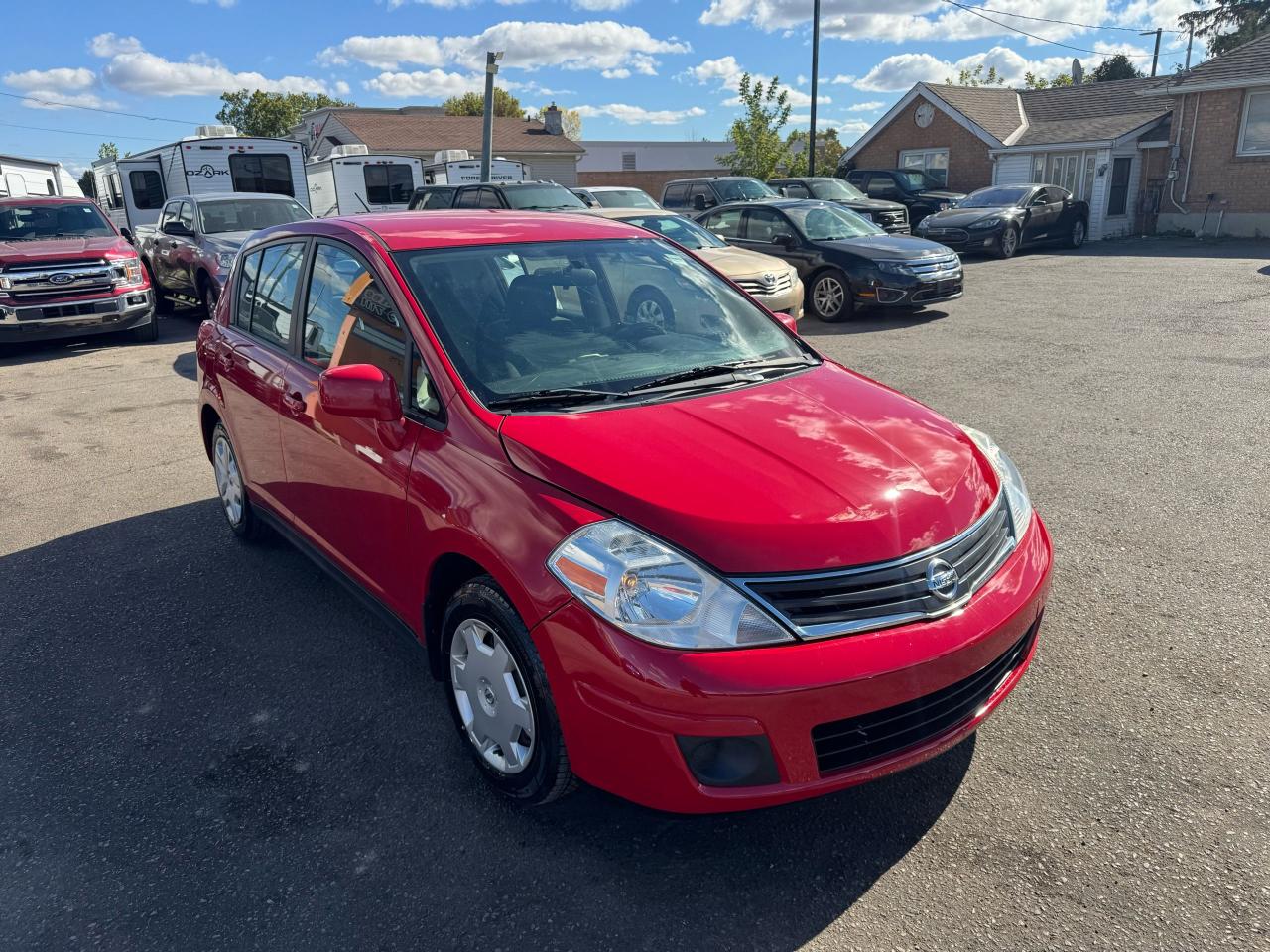 2011 Nissan Versa HATCHBACK, MANUAL, ONLY 49,000KMS, CERTIFIED - Photo #7