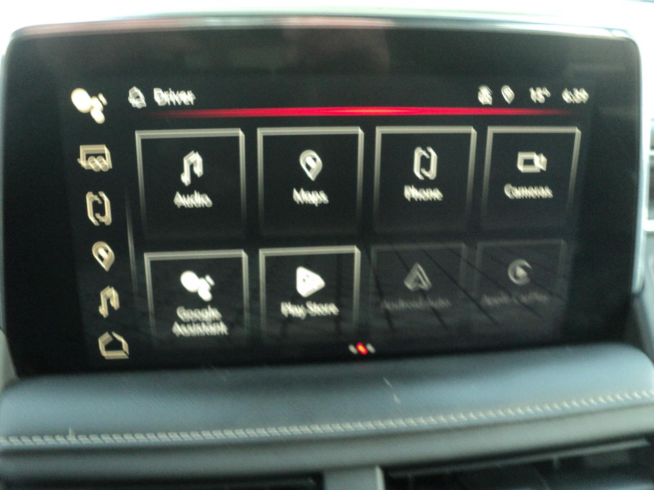 2023 GMC Yukon XL SLT 4WD 5.3L8cyl 7PassengerRoofLeatherHeatedSeats - Photo #21