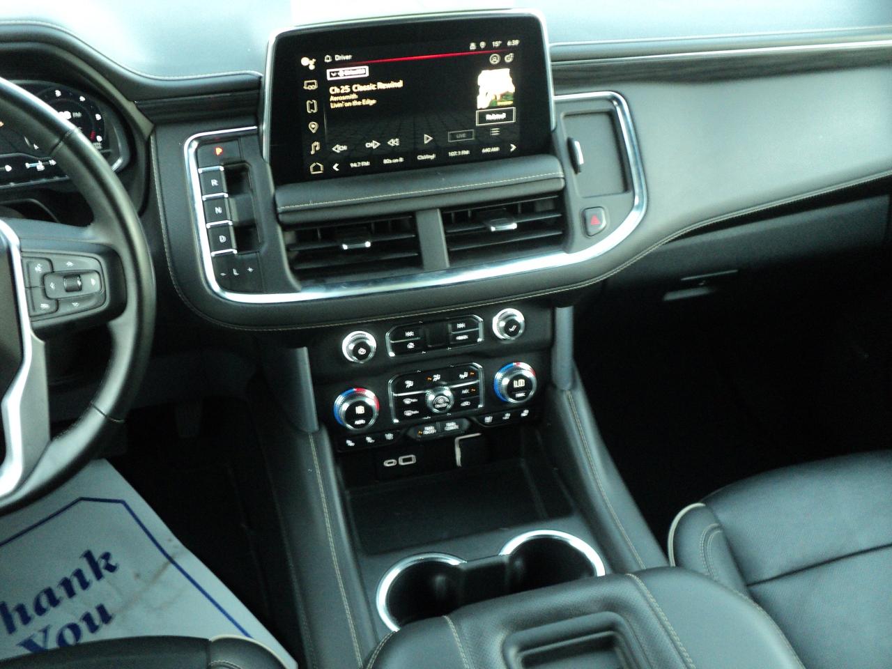 2023 GMC Yukon XL SLT 4WD 5.3L8cyl 7PassengerRoofLeatherHeatedSeats - Photo #18