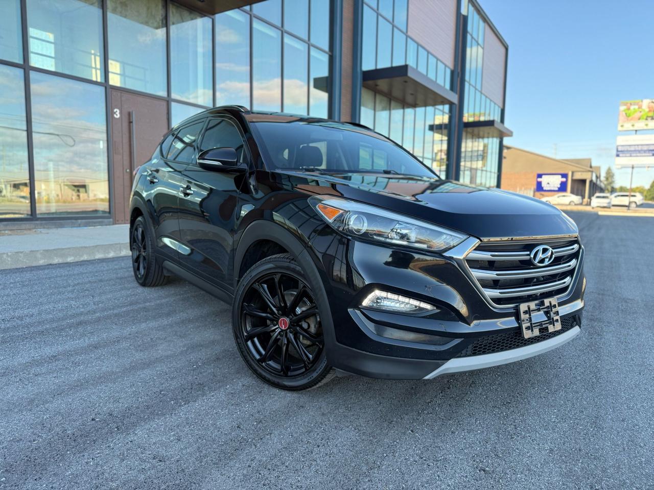 2018 Hyundai Tucson Black Edition Photo2