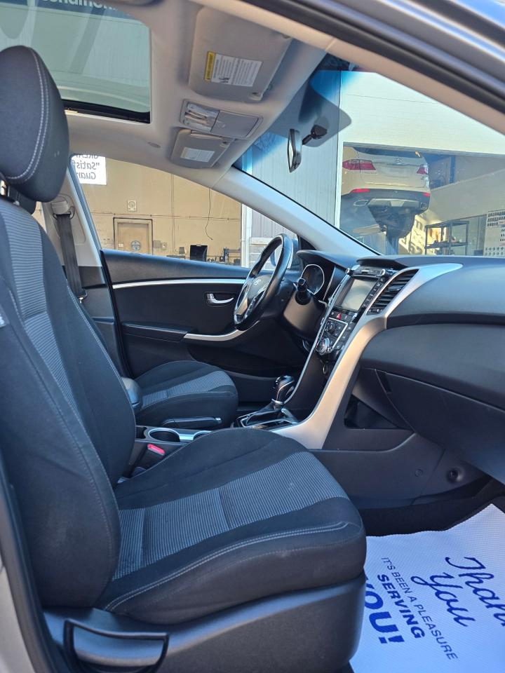 2016 Hyundai Elantra GT 5dr HB Auto GLS w/Tech Pkg - Photo #7