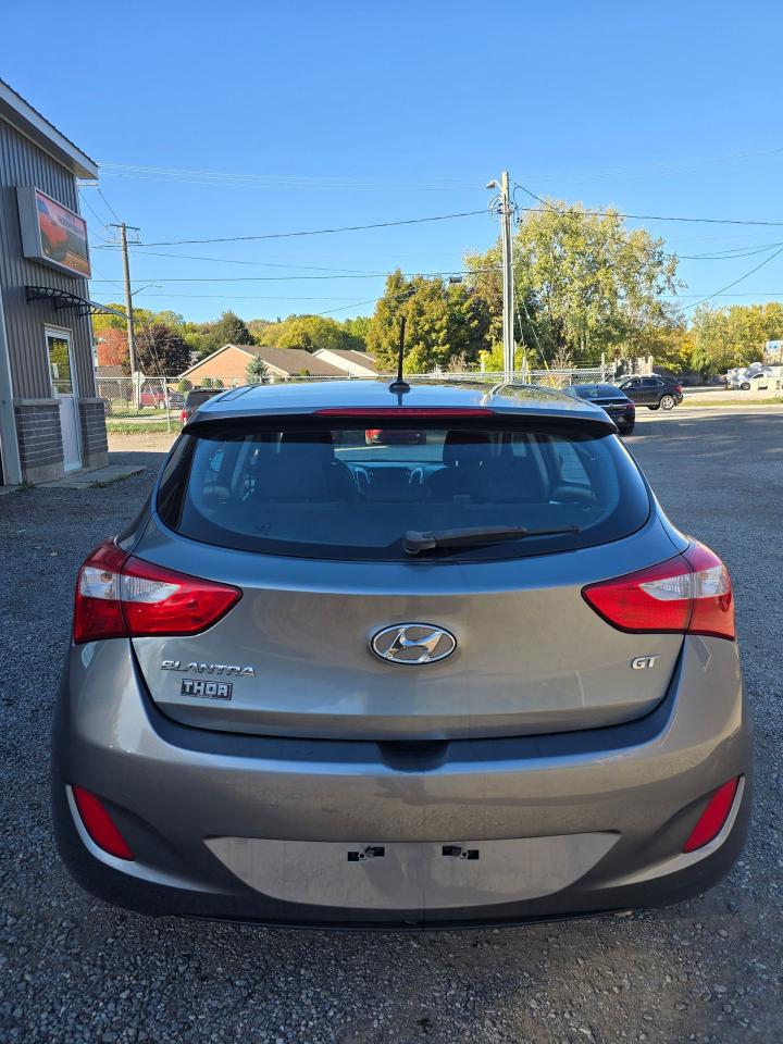 2016 Hyundai Elantra GT 5dr HB Auto GLS w/Tech Pkg - Photo #8