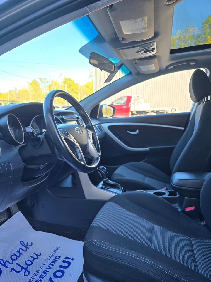 2016 Hyundai Elantra GT 5dr HB Auto GLS w/Tech Pkg - Photo #9