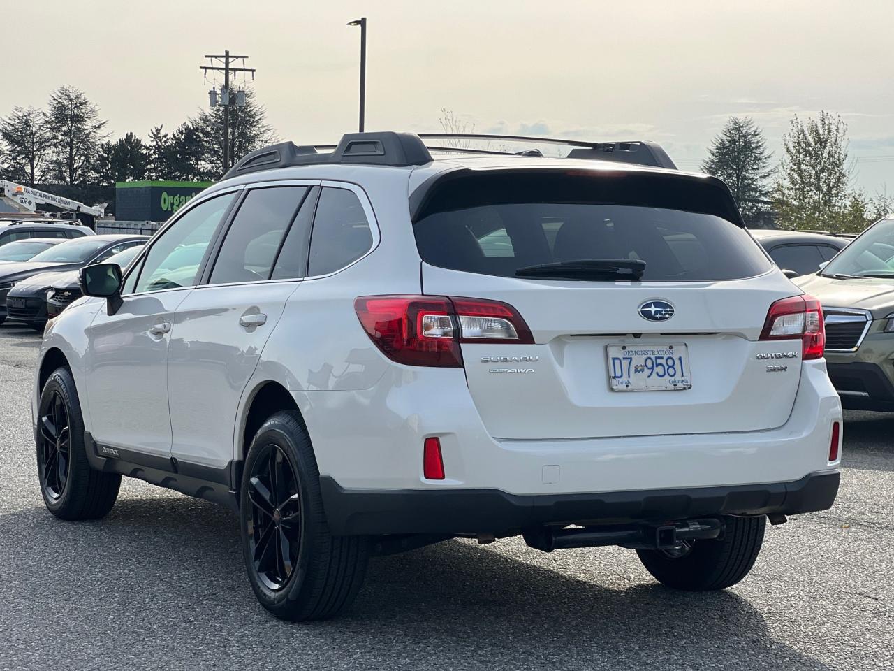 2016 Subaru Outback 5dr Wgn CVT 3.6R w/Limited & Tech Pkg - Photo #15