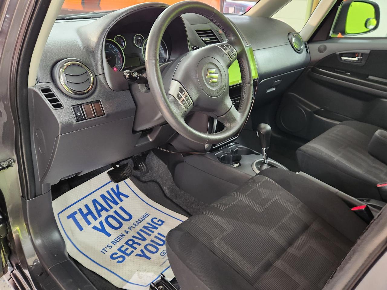 2012 Suzuki SX4 JLX NO ACCIDENTS LOW MILEAGE H'TED SEATS CLEAN - Photo #20