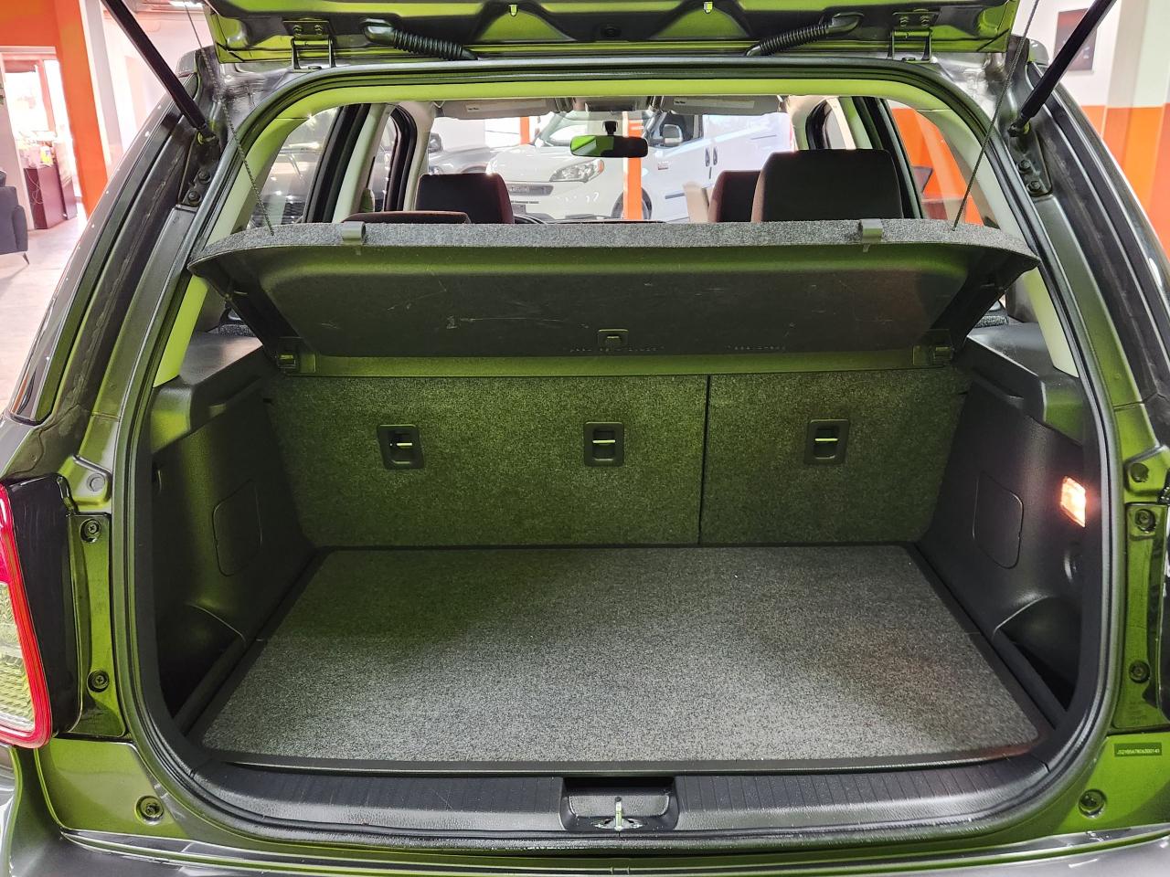 2012 Suzuki SX4 JLX NO ACCIDENTS LOW MILEAGE H'TED SEATS CLEAN - Photo #14