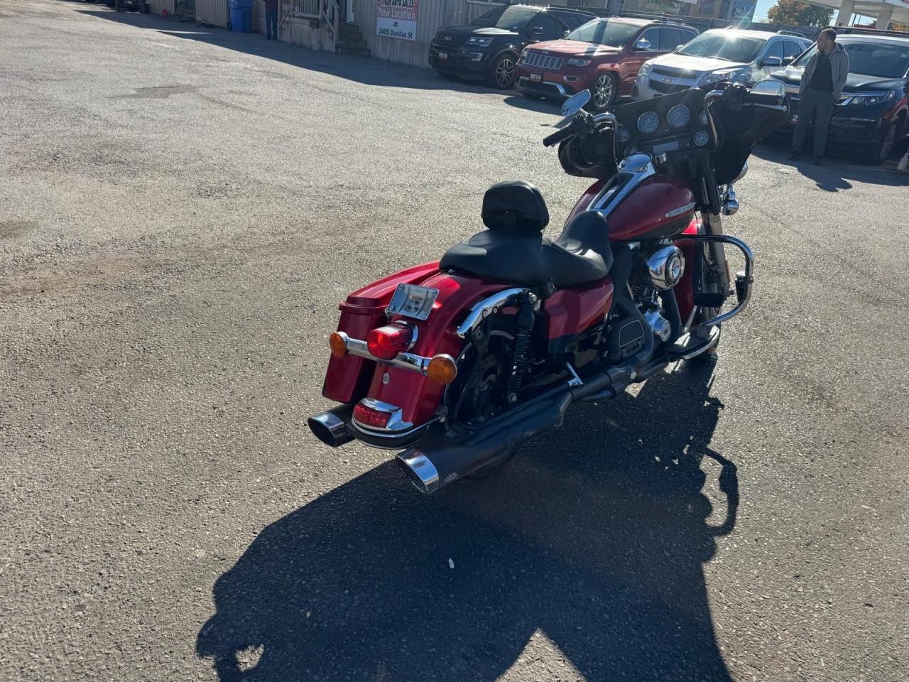 2012 Harley-Davidson Electra Glide ULTRA, EXHAUST, LIGHT DAMAGE, AS IS SPECIAL - Photo #5