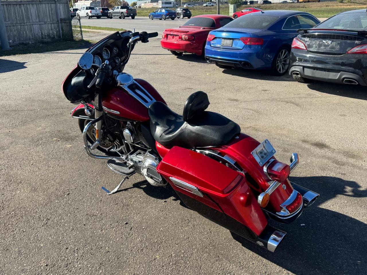 2012 Harley-Davidson Electra Glide ULTRA, EXHAUST, LIGHT DAMAGE, AS IS SPECIAL - Photo #3