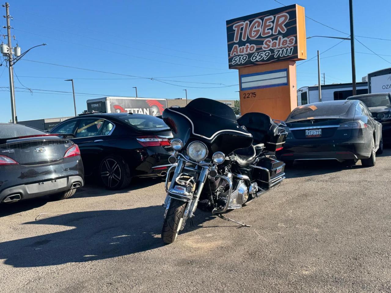 Used 2003 Harley-Davidson Electra Glide Classic EXHAUST, LIGHT DAMAGE, 46KMS, CLEAN TITLE, AS IS for sale in London, ON