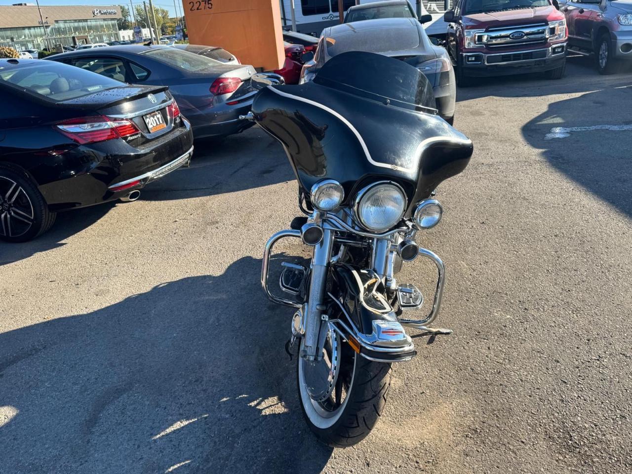 2003 Harley-Davidson Electra Glide Classic EXHAUST, LIGHT DAMAGE, 46KMS, CLEAN TITLE, AS IS - Photo #8