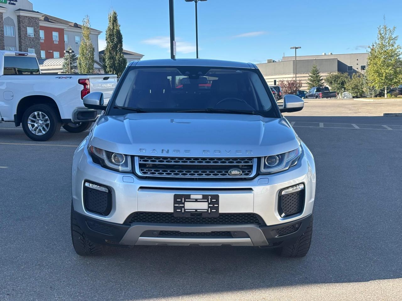 2018 Land Rover Evoque SE/SE Premium Photo4
