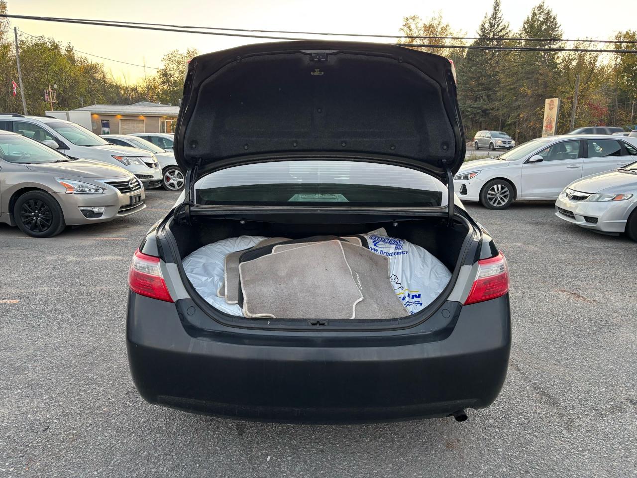 2008 Toyota Camry LE - Photo #6