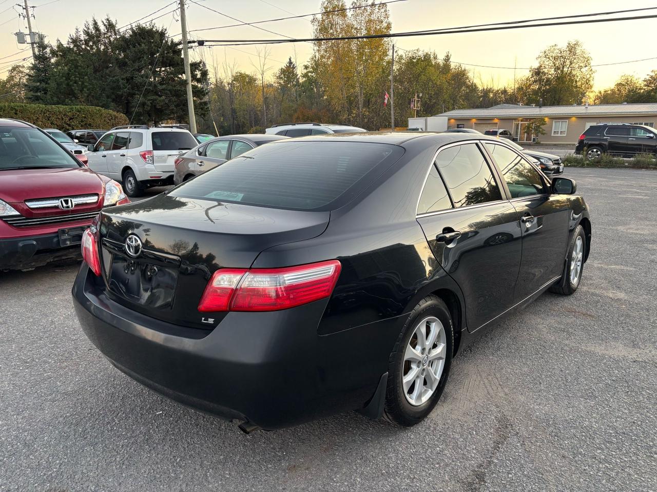 2008 Toyota Camry LE - Photo #4
