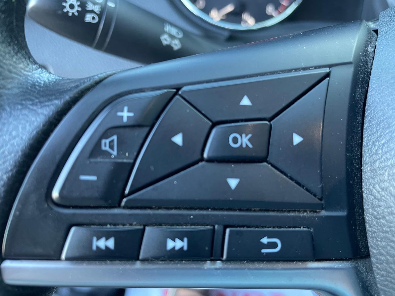 2020 Nissan Rogue ROGUE S/SL Photo